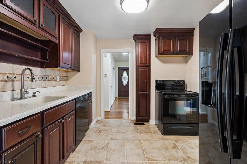 627 Sedgefield Drive Newport News VA 23605
