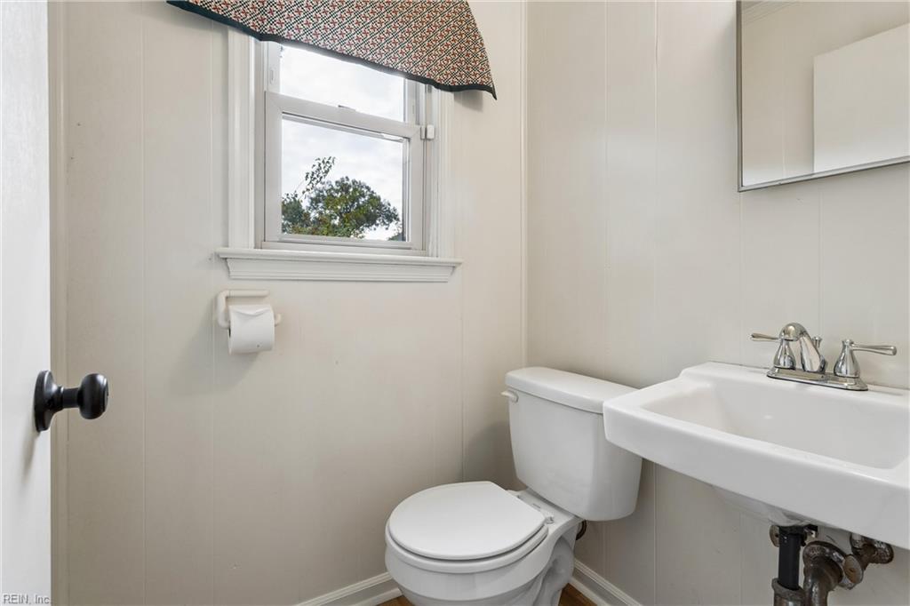 627 Sedgefield Drive Newport News VA 23605