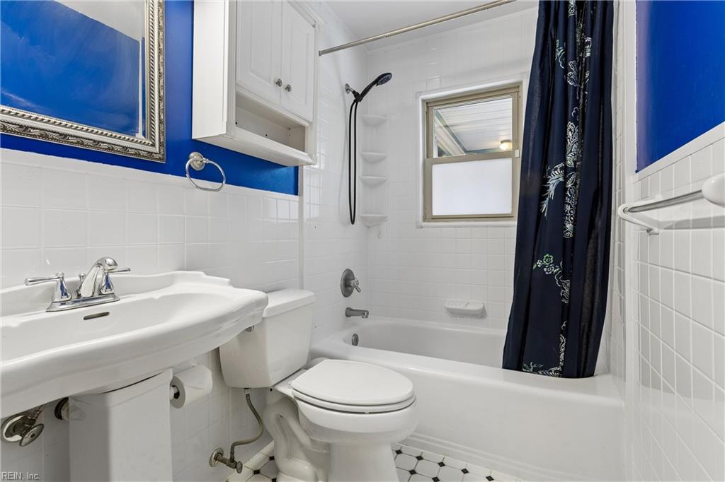 627 Sedgefield Drive Newport News VA 23605