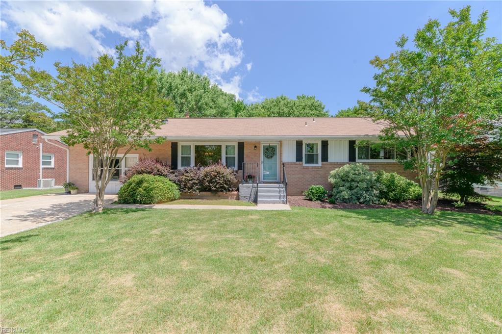 110 Pine Street Yorktown VA 23693