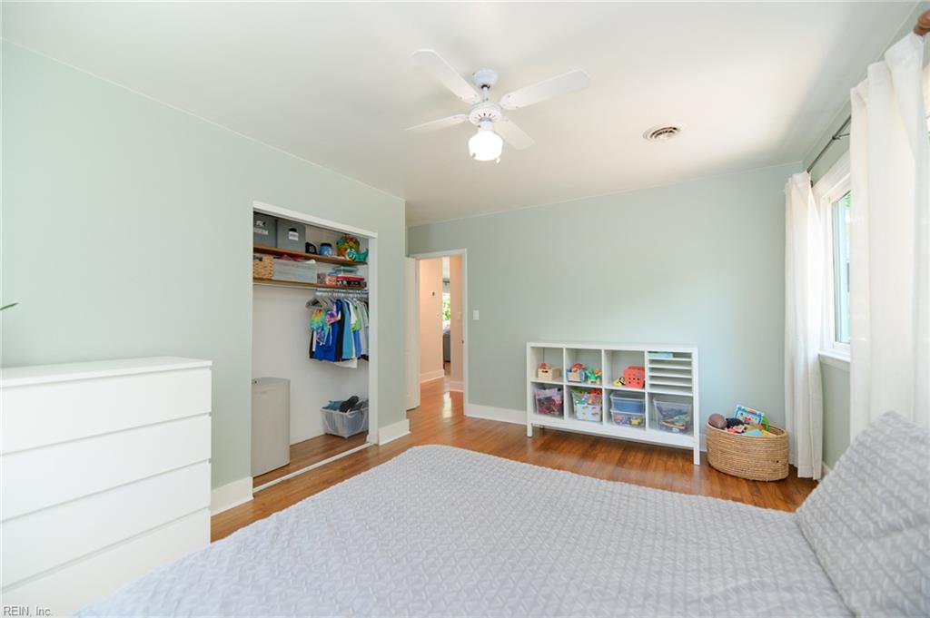 110 Pine Street Yorktown VA 23693