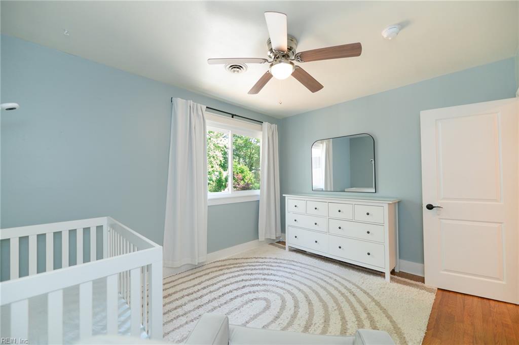 110 Pine Street Yorktown VA 23693