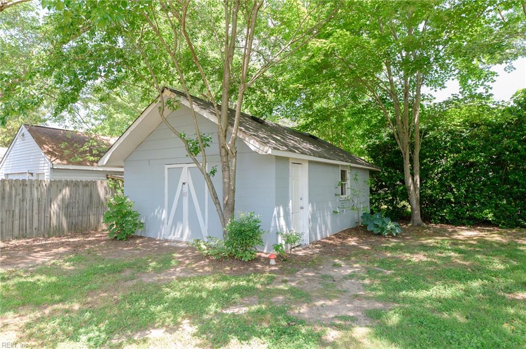 110 Pine Street Yorktown VA 23693