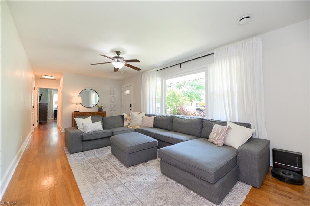 110 Pine Street Yorktown VA 23693