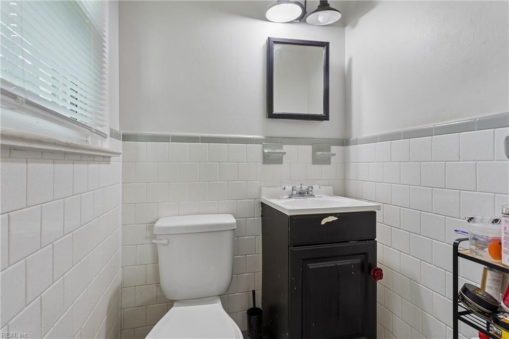201 Shannon Drive Newport News VA 23608