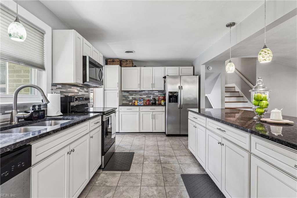 33 Green Court Newport News VA 23601