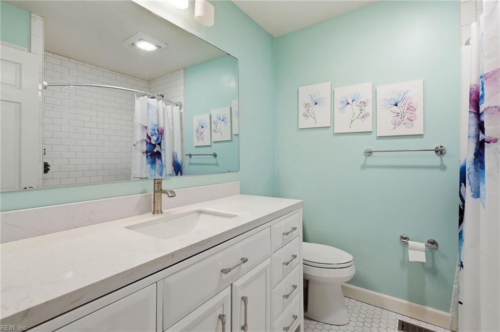 14 Everett Drive Newport News VA 23602