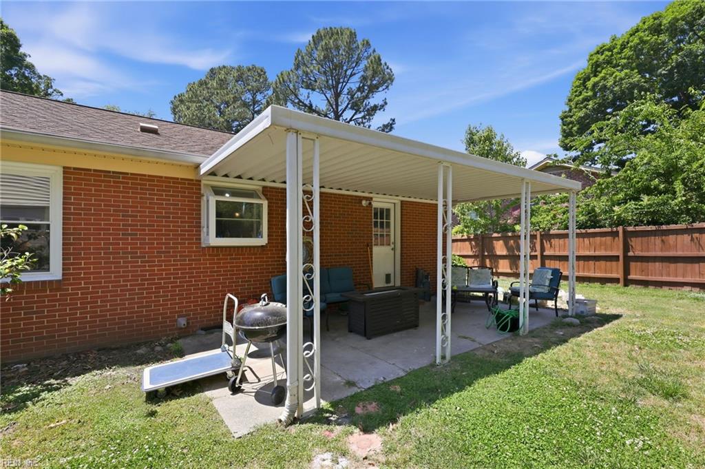 14 Everett Drive Newport News VA 23602