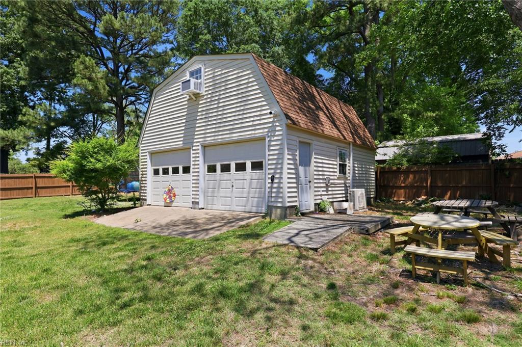 14 Everett Drive Newport News VA 23602