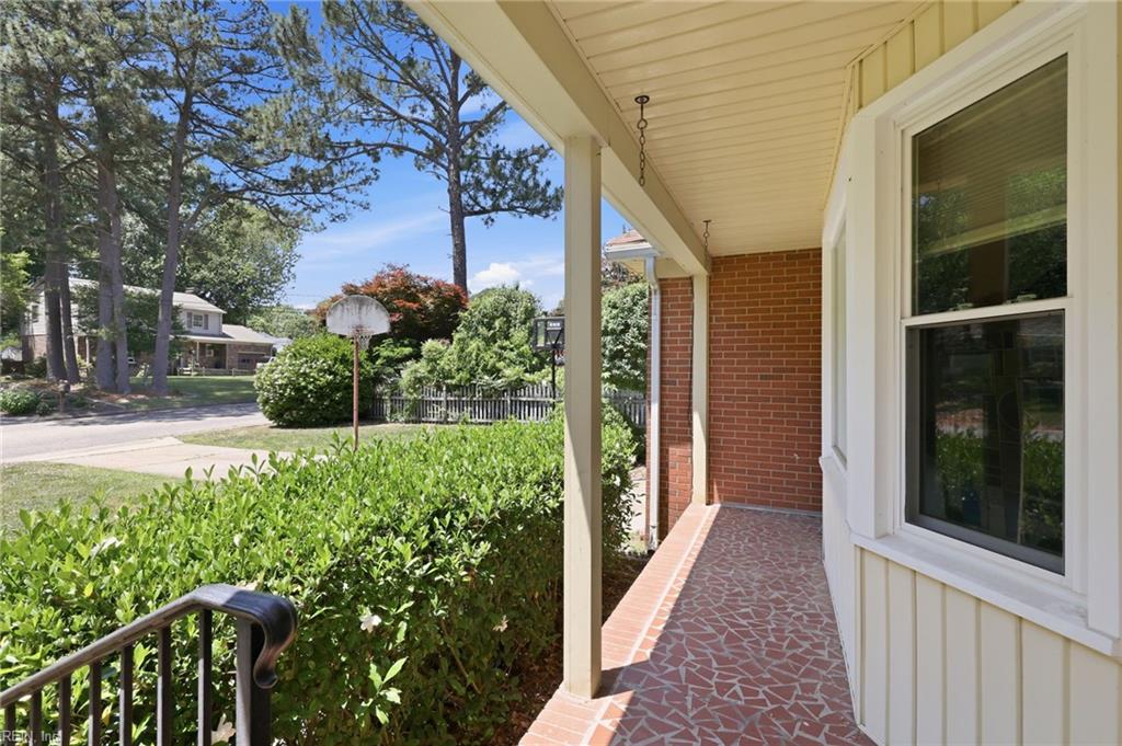 14 Everett Drive Newport News VA 23602