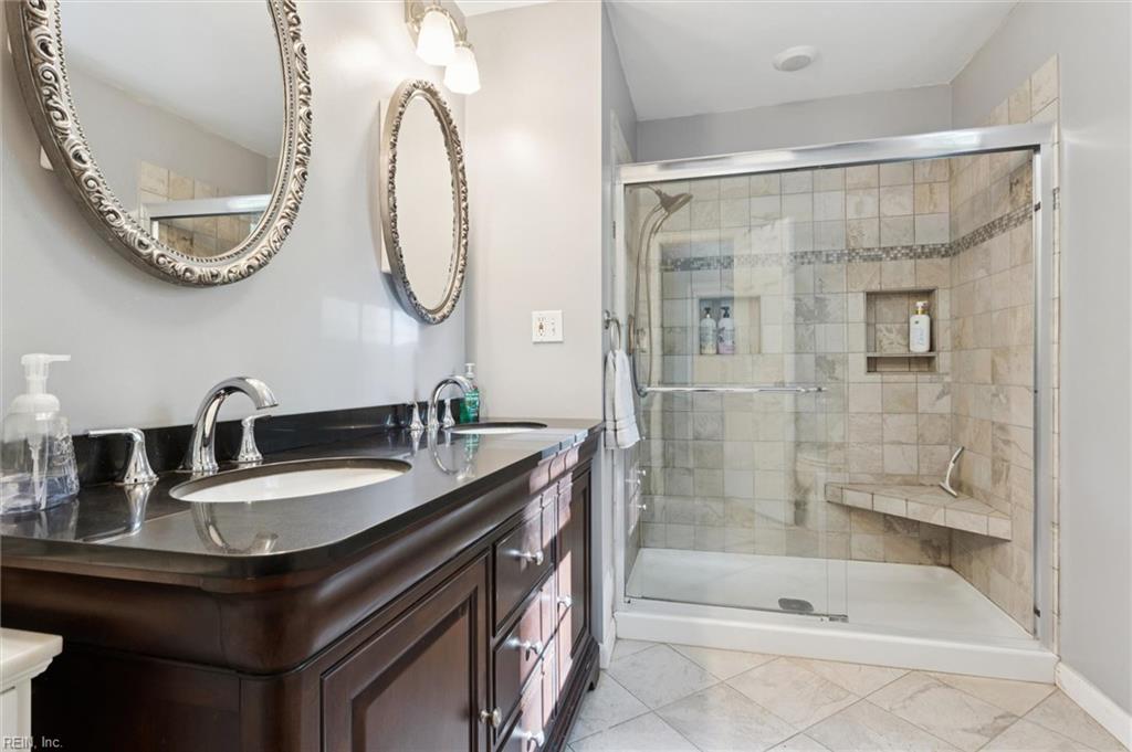 2 Bradford Circle Newport News VA 23606