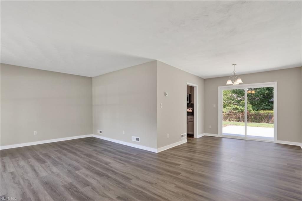 514 Brentwood Drive Newport News VA 23601