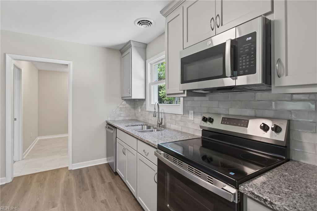 514 Brentwood Drive Newport News VA 23601