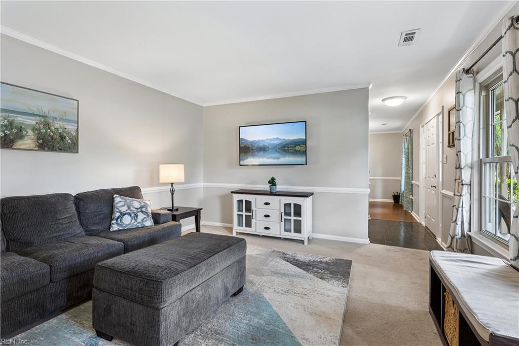 100 Camelot Crescent Yorktown VA 23693