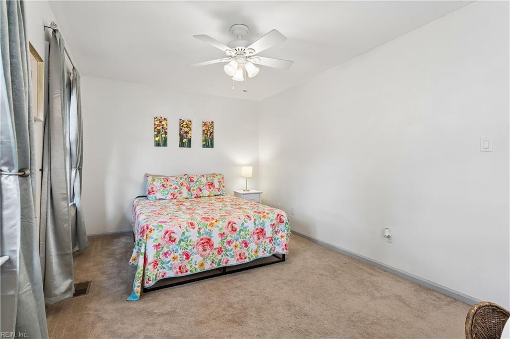 100 Camelot Crescent Yorktown VA 23693