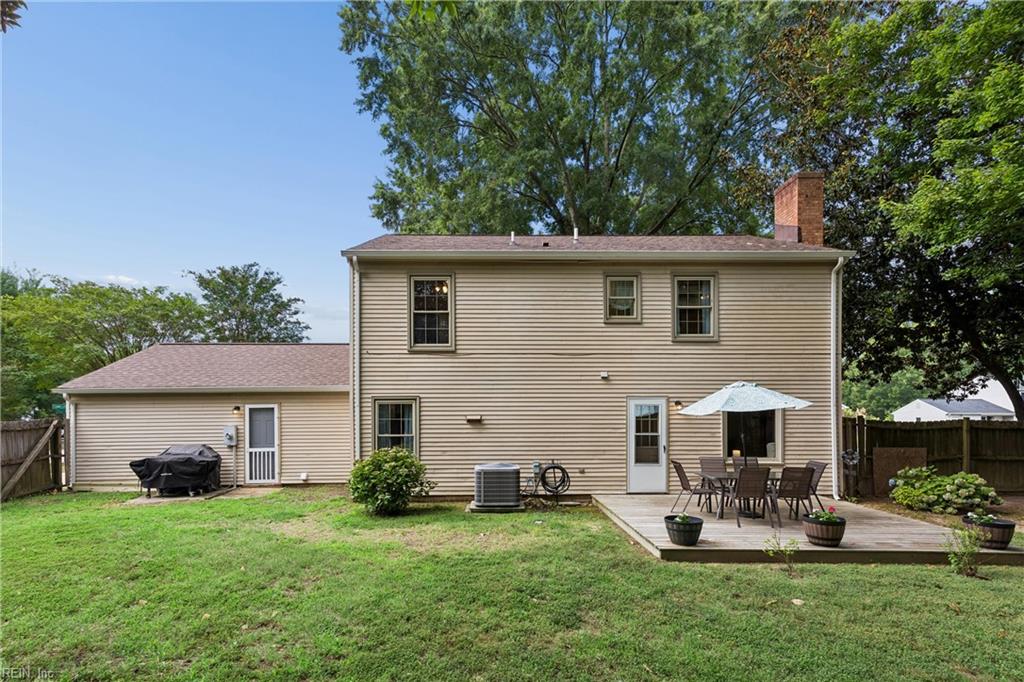 100 Camelot Crescent Yorktown VA 23693