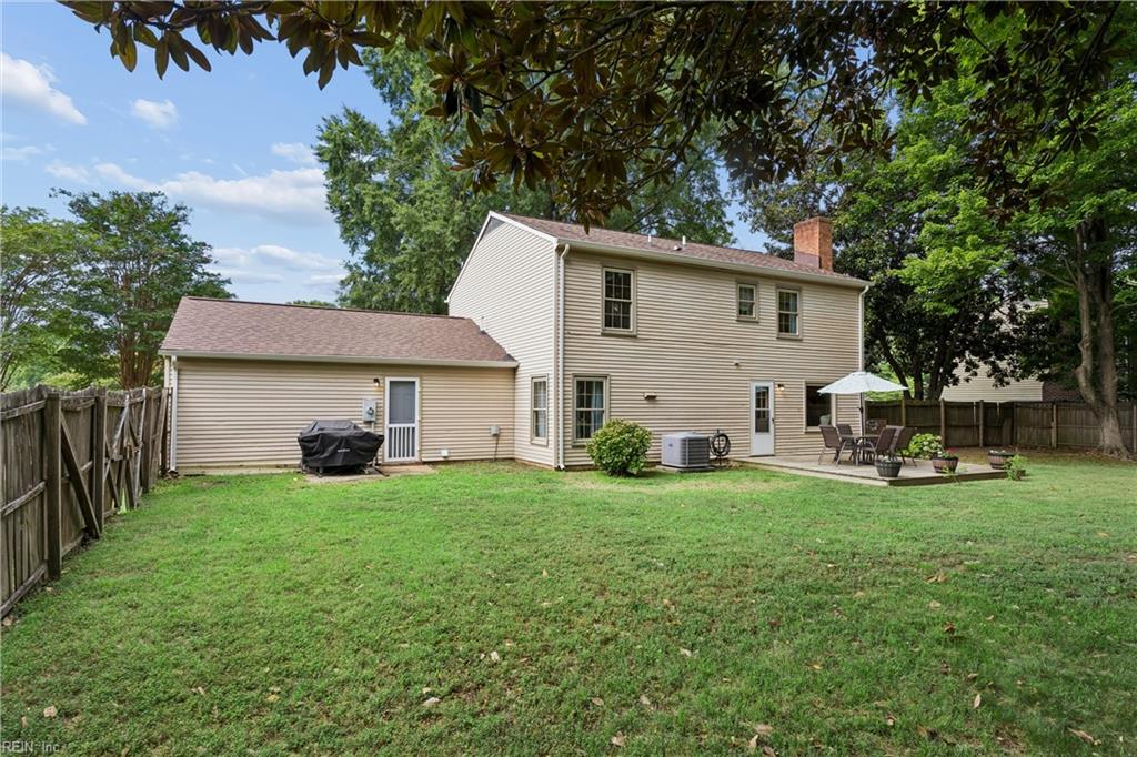 100 Camelot Crescent Yorktown VA 23693