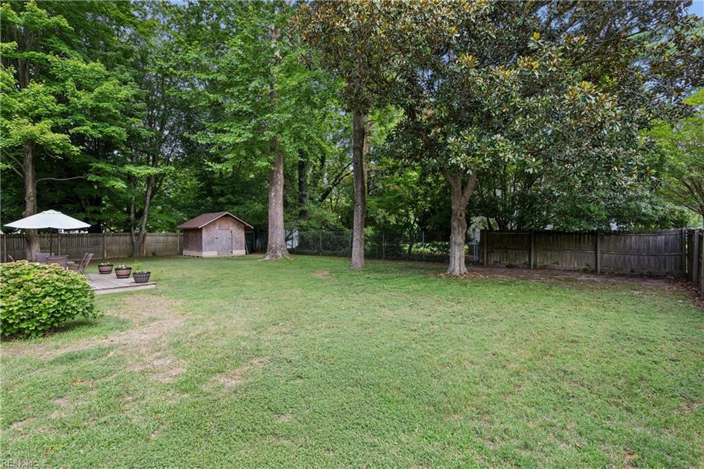 100 Camelot Crescent Yorktown VA 23693