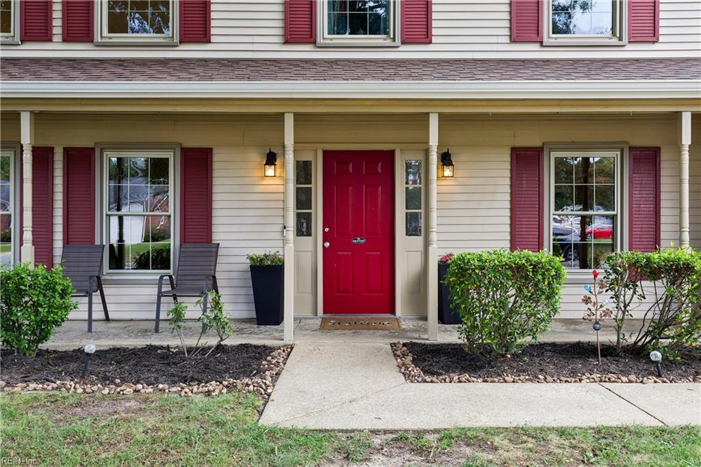 100 Camelot Crescent Yorktown VA 23693