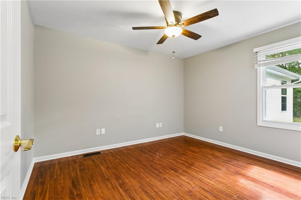 317 Browns Lane Yorktown VA 23690