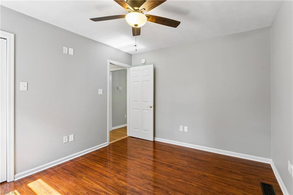 317 Browns Lane Yorktown VA 23690