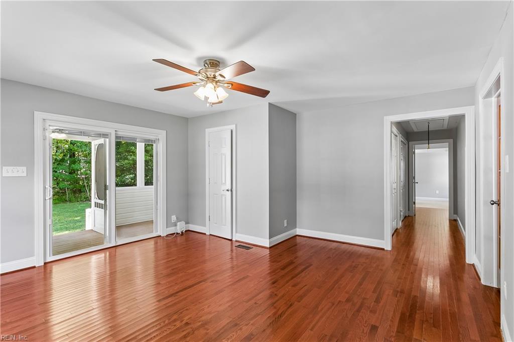 317 Browns Lane Yorktown VA 23690