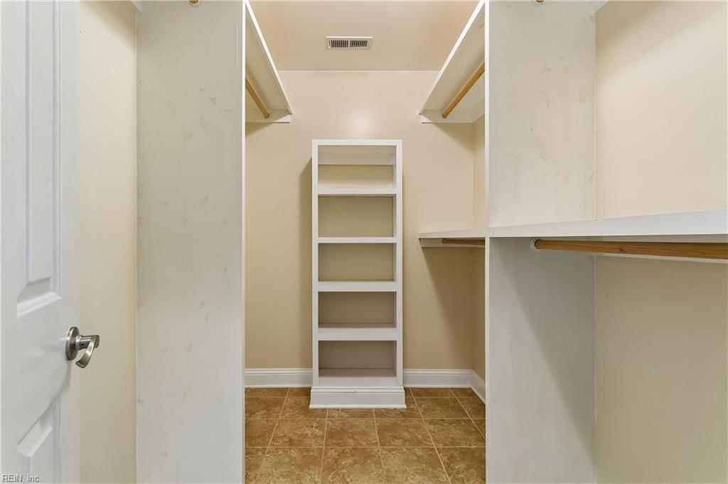 317 Browns Lane Yorktown VA 23690