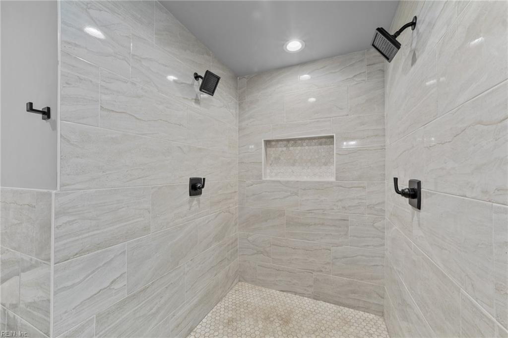 1039 33rd Street Newport News VA 23607