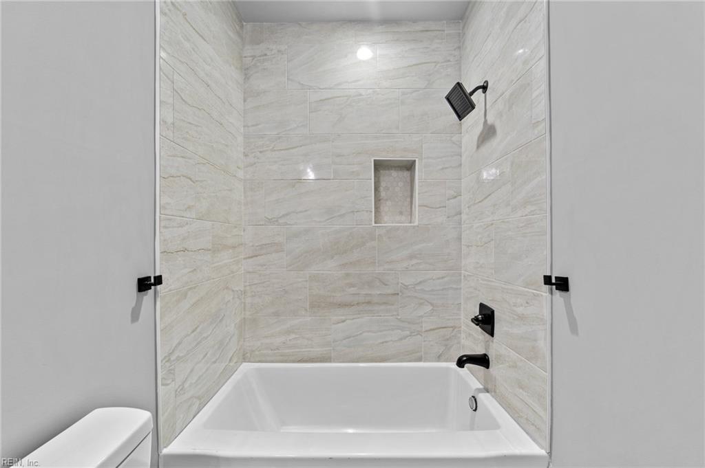 1039 33rd Street Newport News VA 23607