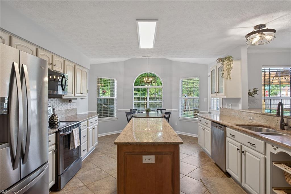 100 Hatcher Court Yorktown VA 23693