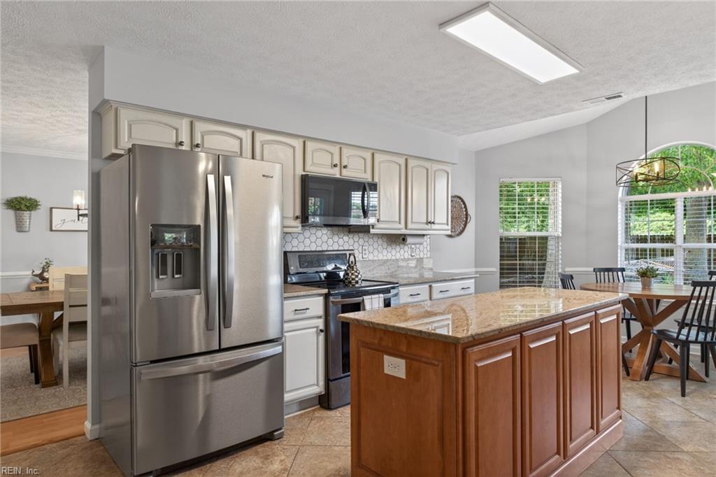 100 Hatcher Court Yorktown VA 23693