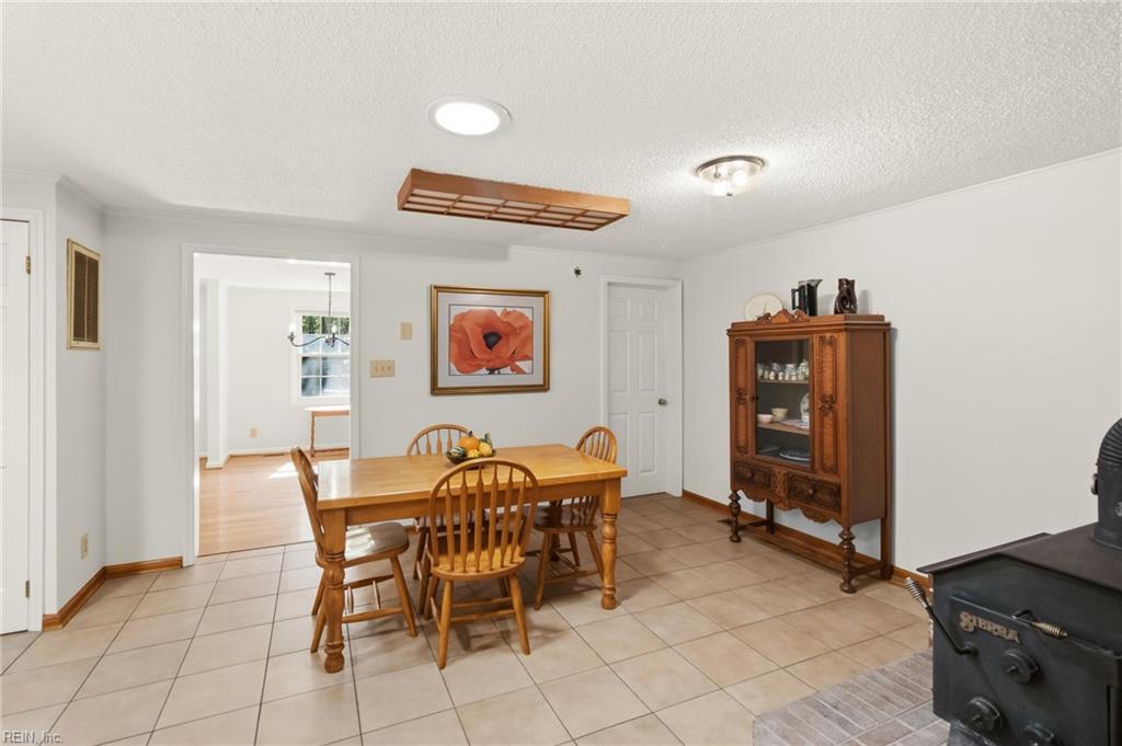 8960 Norseman Lane Gloucester VA 23061