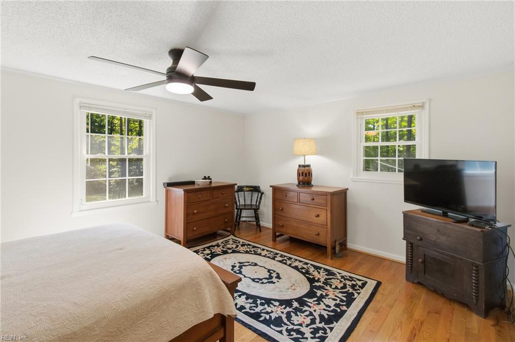 8960 Norseman Lane Gloucester VA 23061