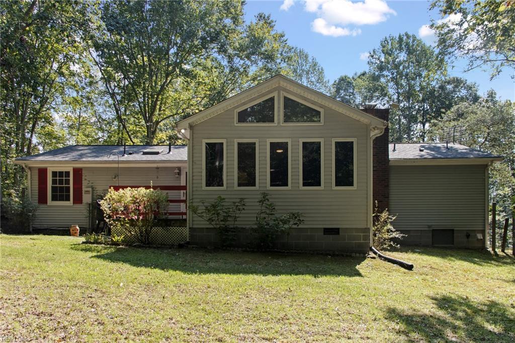 8960 Norseman Lane Gloucester VA 23061