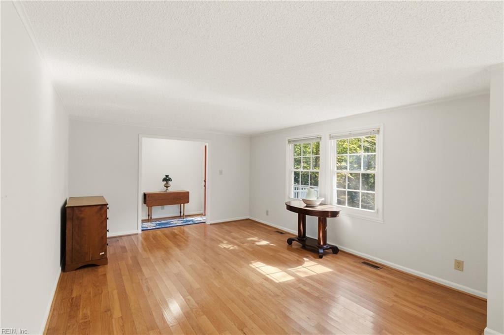 8960 Norseman Lane Gloucester VA 23061