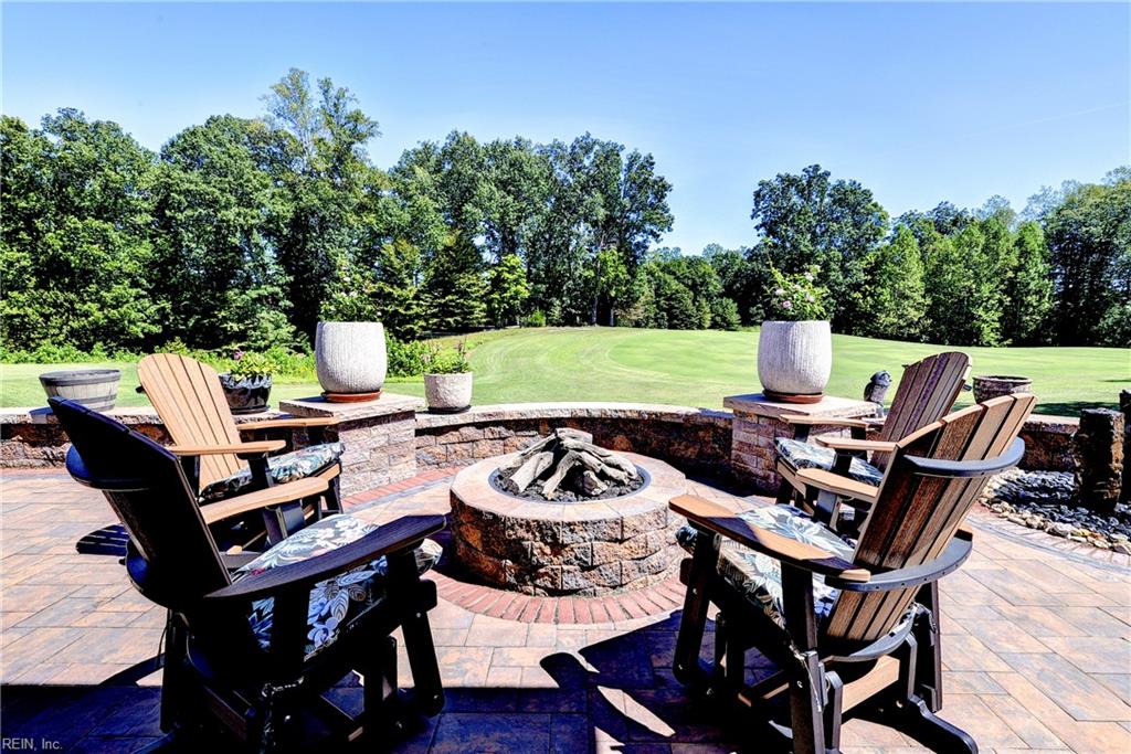 4380 Harrington Commons Williamsburg VA 23188