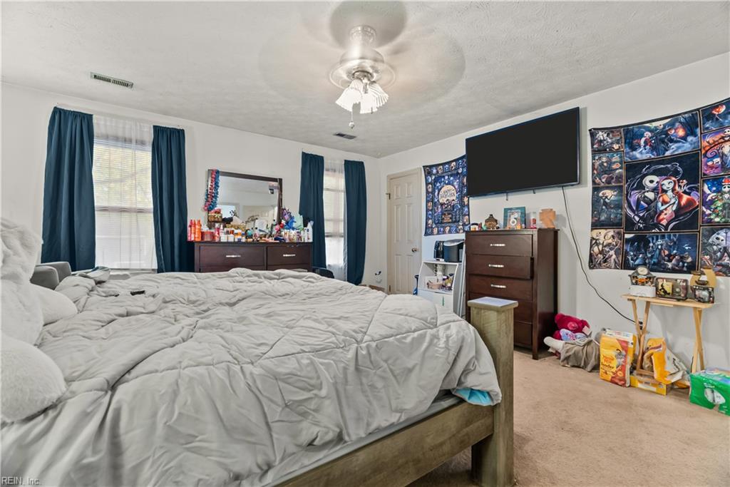 882 Garrow Rd Road Newport News VA 23608