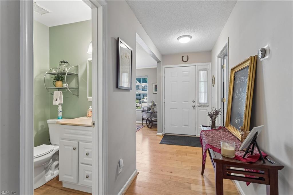 709 Robin Hood Drive Yorktown VA 23693
