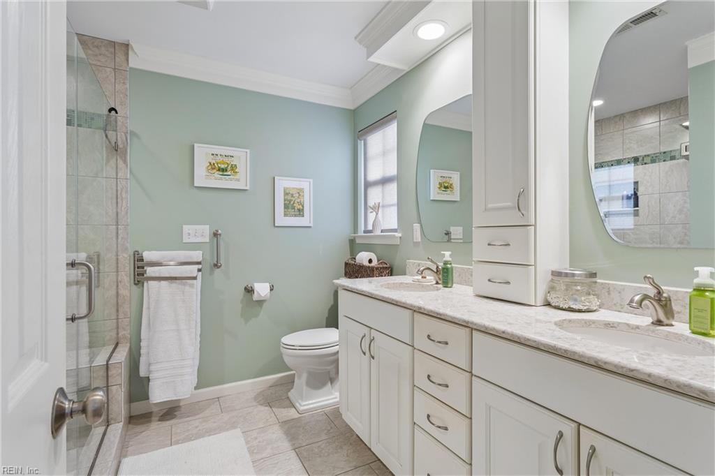 709 Robin Hood Drive Yorktown VA 23693
