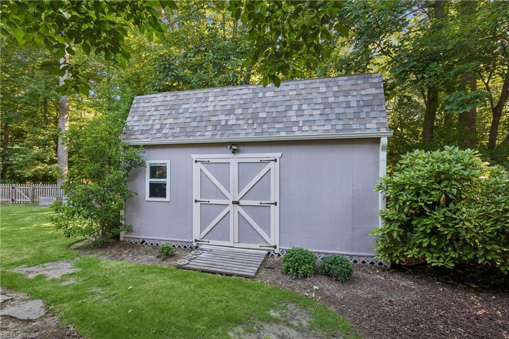 709 Robin Hood Drive Yorktown VA 23693