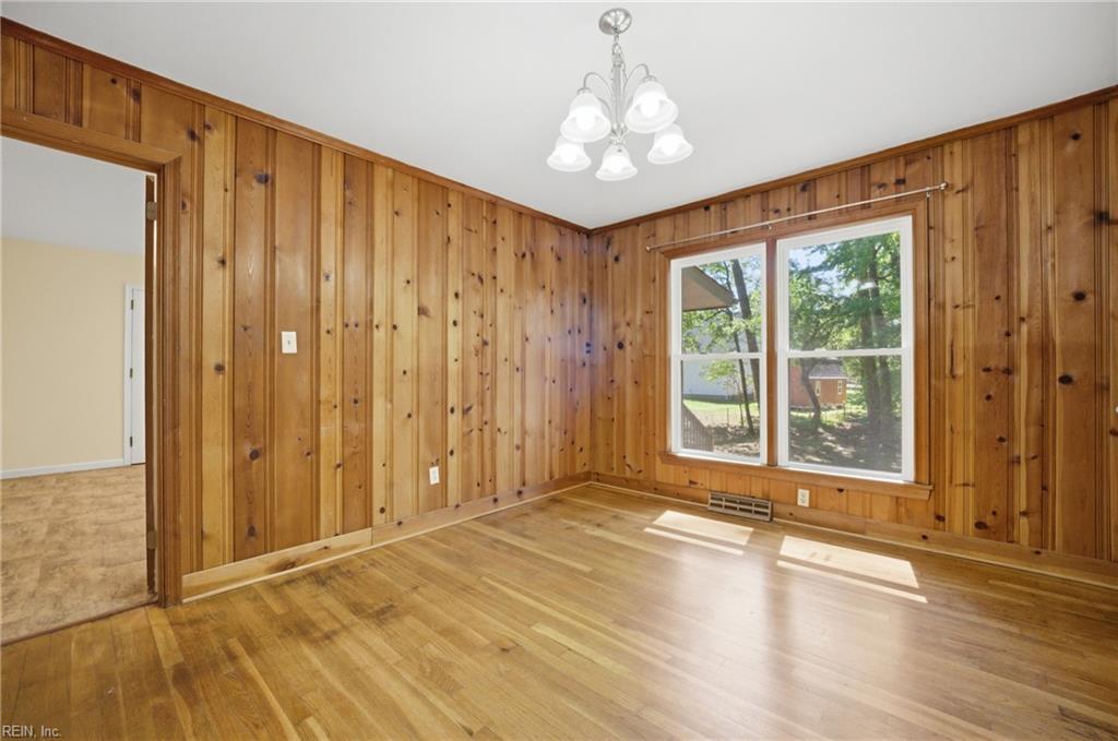 34 Laurel Wood Road Newport News VA 23602