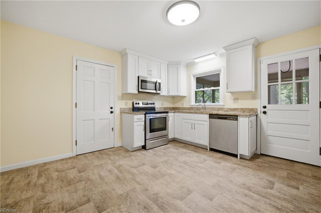 34 Laurel Wood Road Newport News VA 23602