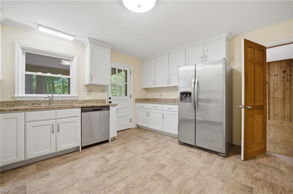 34 Laurel Wood Road Newport News VA 23602