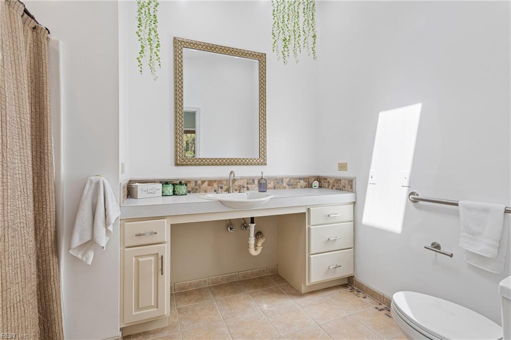 101 Azalea Drive Yorktown VA 23692