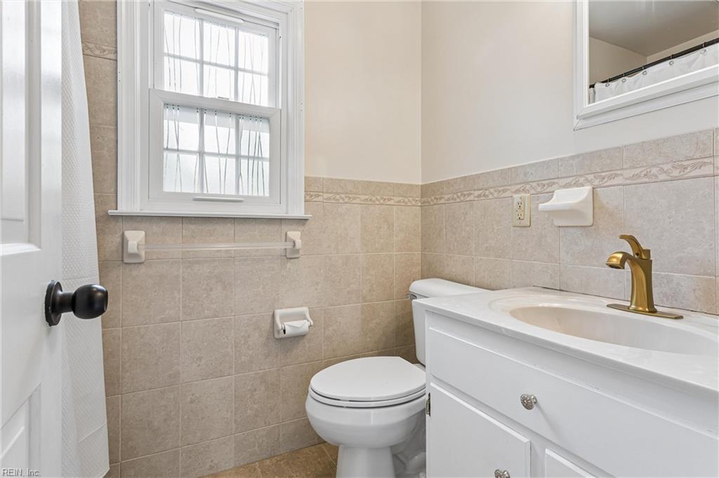 101 Azalea Drive Yorktown VA 23692