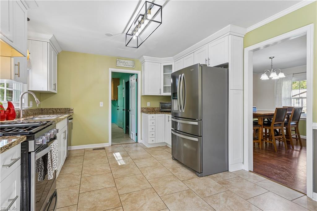 101 Azalea Drive Yorktown VA 23692