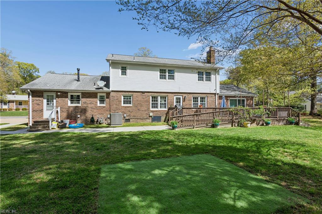101 Azalea Drive Yorktown VA 23692
