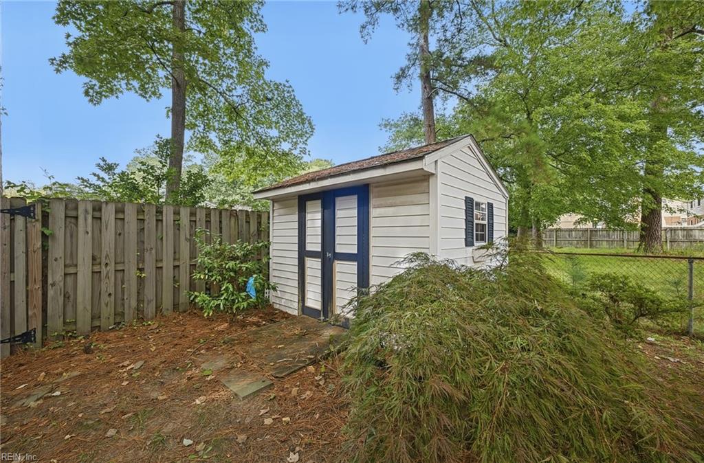 835 Isham Place Newport News VA 23608