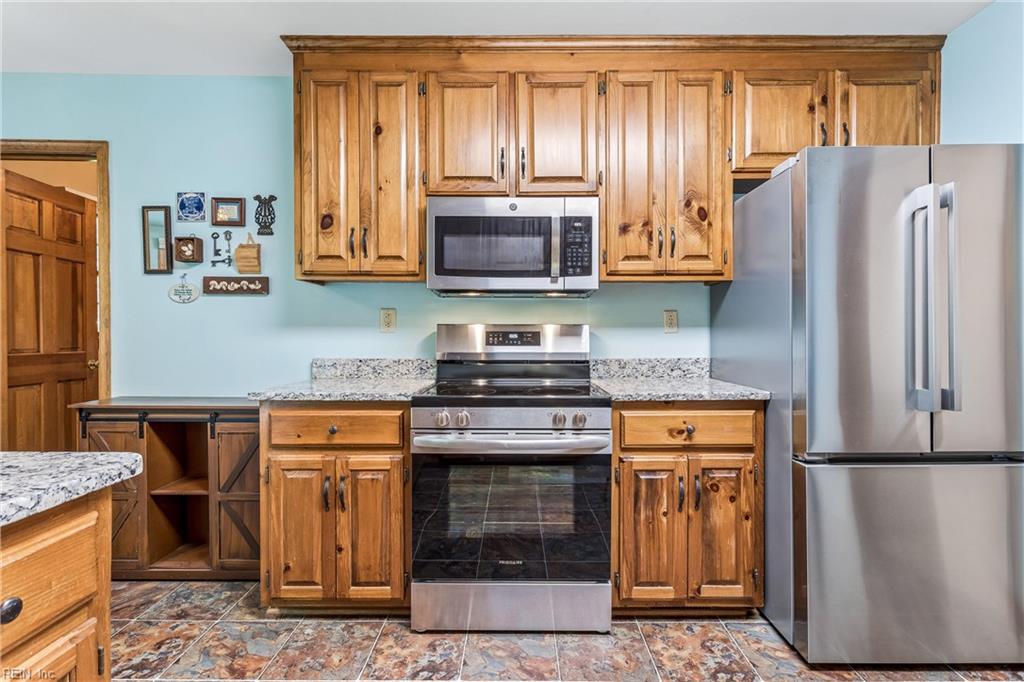 400 Meadowfield Road Yorktown VA 23692