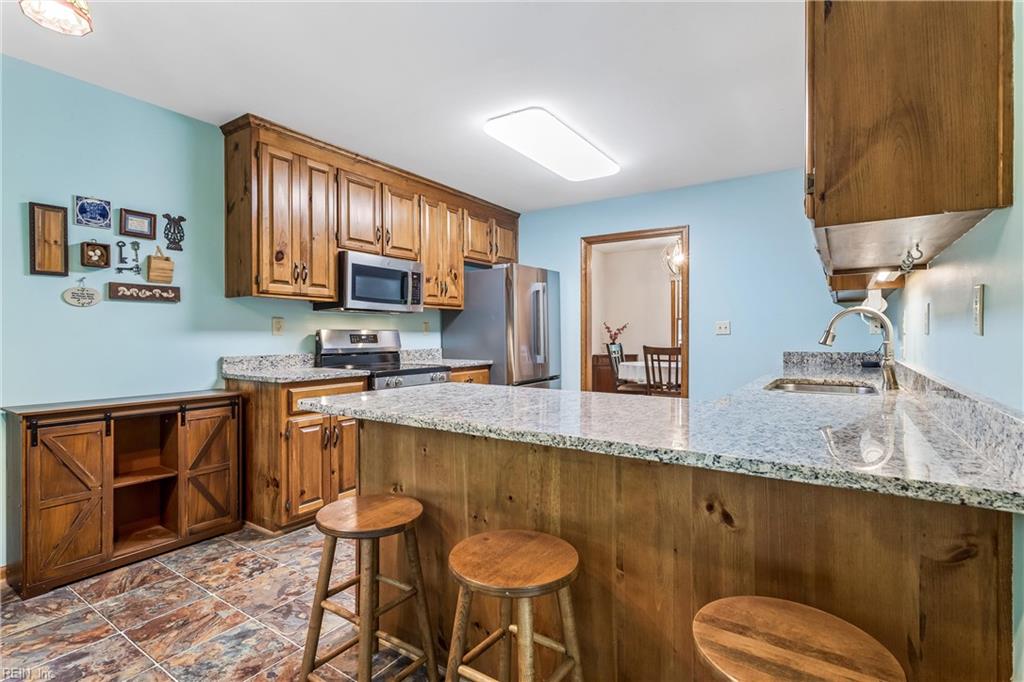 400 Meadowfield Road Yorktown VA 23692